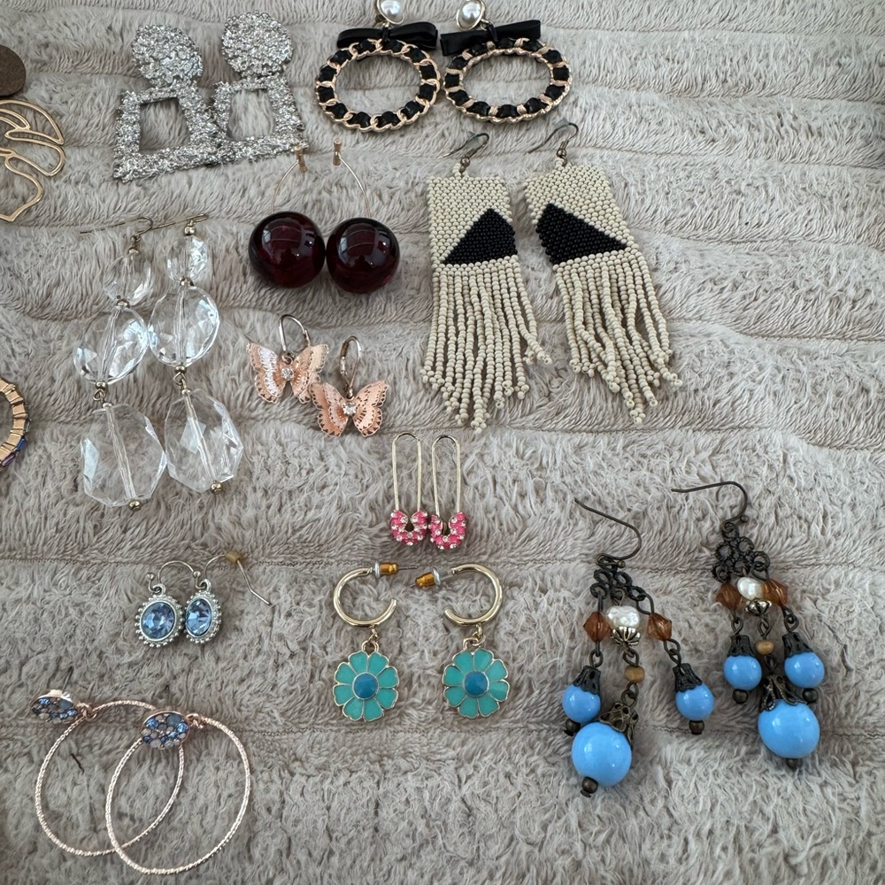 Earrings Bundle - image 5